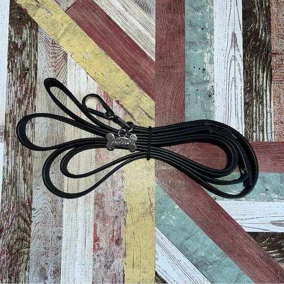 Marc Tatro Dog Leash Black 6’ PVC Animal-Free Designer EUC for 10-20 lbs - Picture 3 of 8